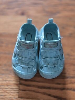 Stride Rite Lightweight Aqua Blue Closed-Toe Sandals